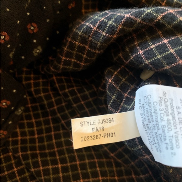 Madewell // Oversized Ex-Boyfriend Shirt in Mayfair Foulard - Picture 7 of 10